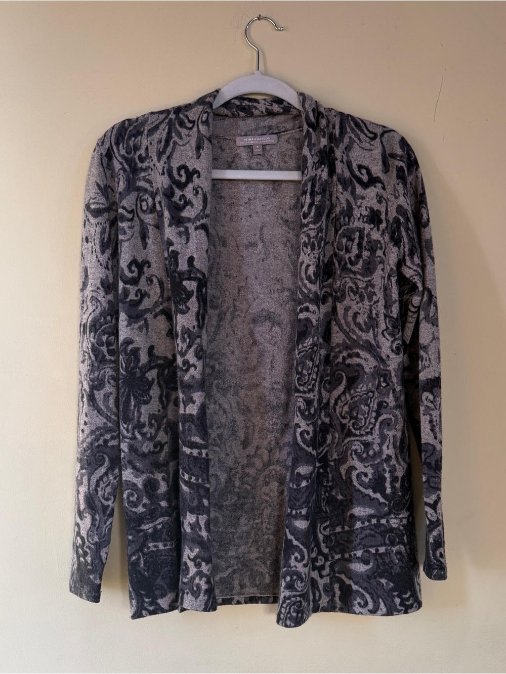 Cashmere Neiman Marcus Gray Cardigan